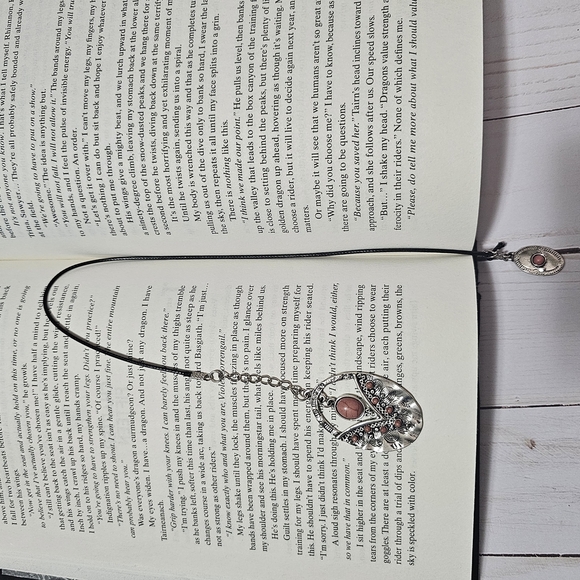 Silver and Pink Pendant Bookmark - Picture 4 of 4